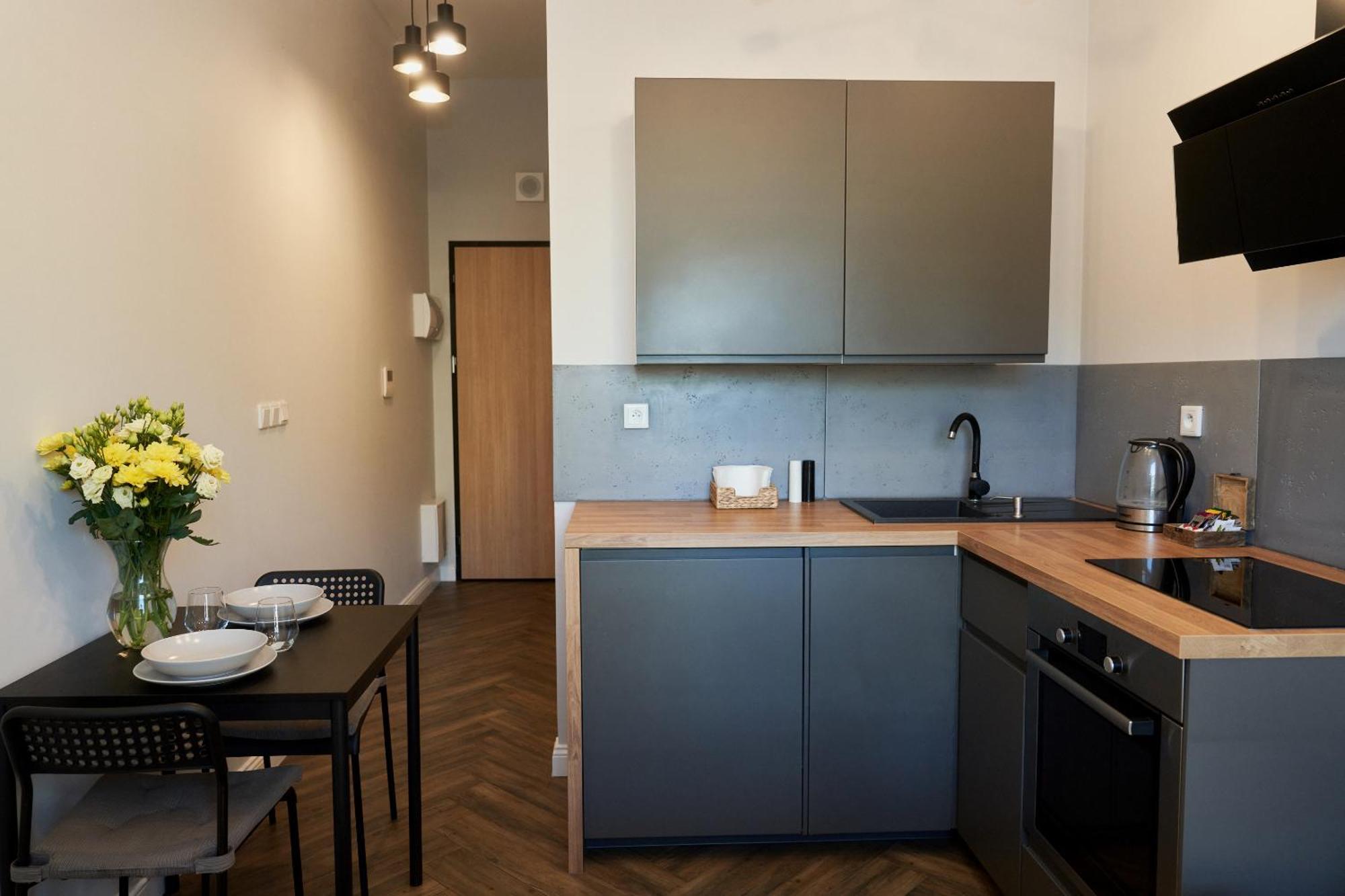 L66 Apartments วอร์ซอ ภายนอก รูปภาพ
